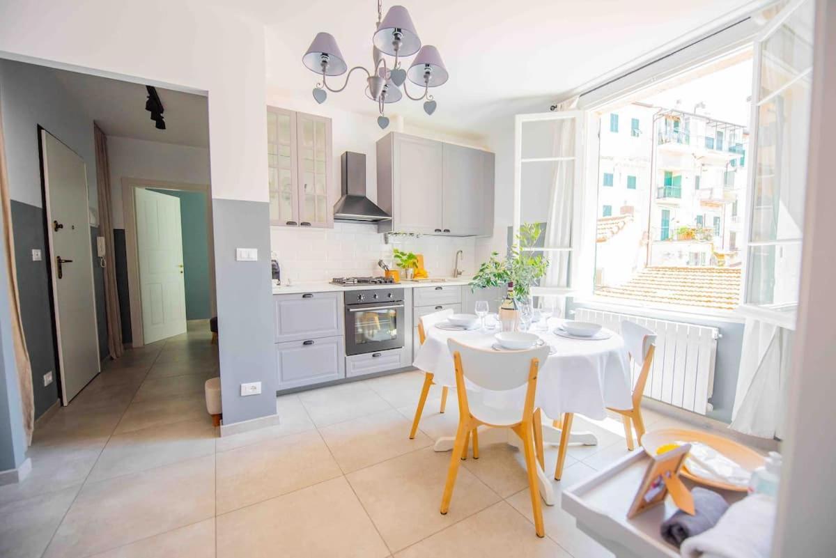 Beach Apartment In The Center Sanremo Exterior foto